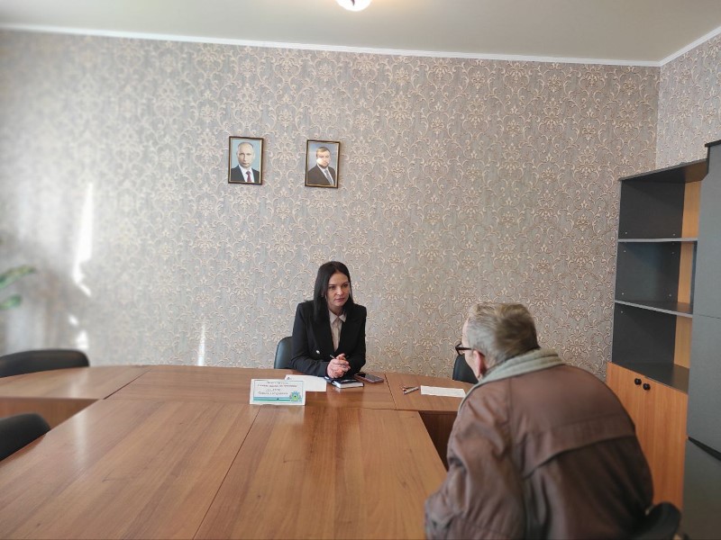Прием населения по личным вопросам.