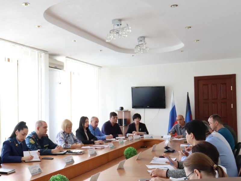 Расширенное аппаратное совещание.
