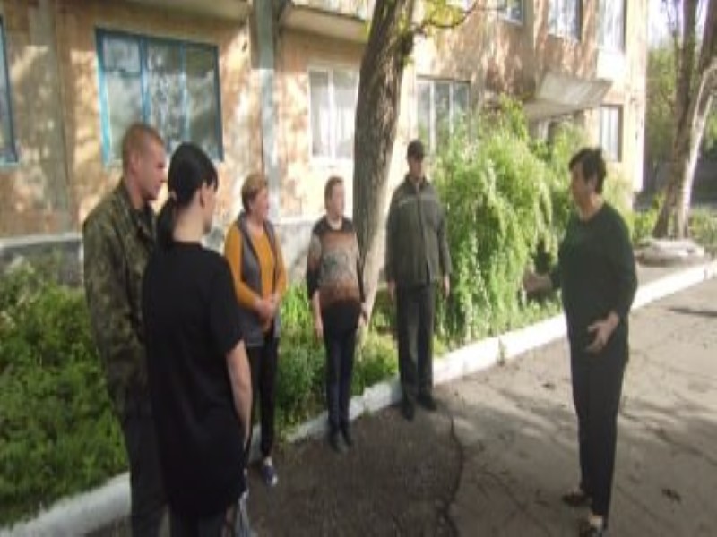 Встреча управляющего делами Рассыпнянской поселковой администрации с населением.