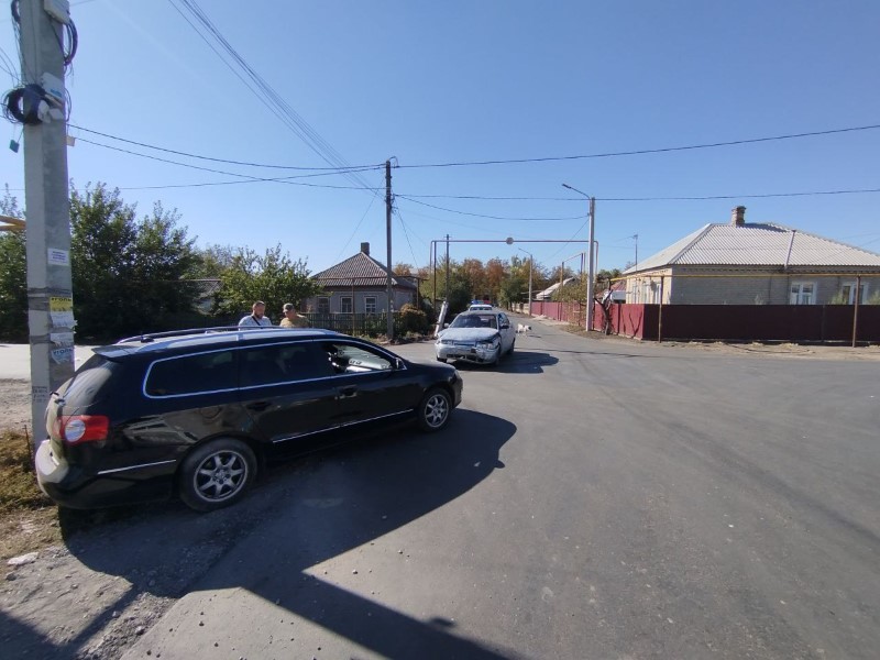 Госавтоинспекция просит откликнуться свидетелей ДТП в г. Волновахе.
