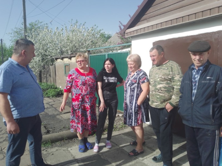 Встреча главы Пелагеевской поселковой администрации с населением. Встреча главы Пелагеевской поселковой администрации с населением.